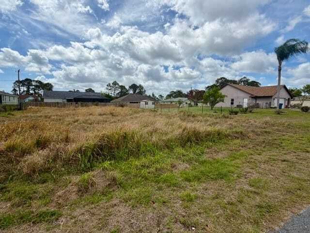 Property photo 3 of 4 <Alttext/>