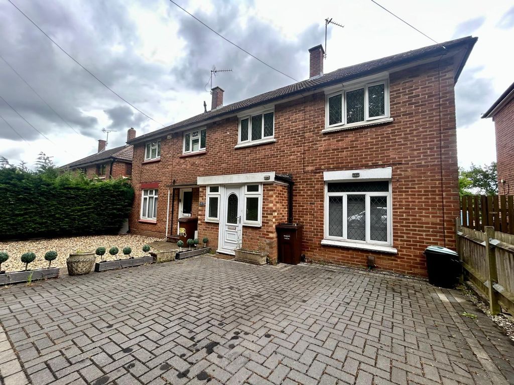 Property photo 1 of 9 External