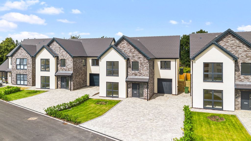 Property photo 1 of 34