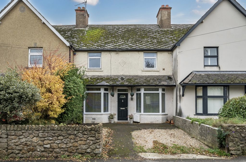 Property photo 1 of 16 1374279-2-690cc10...