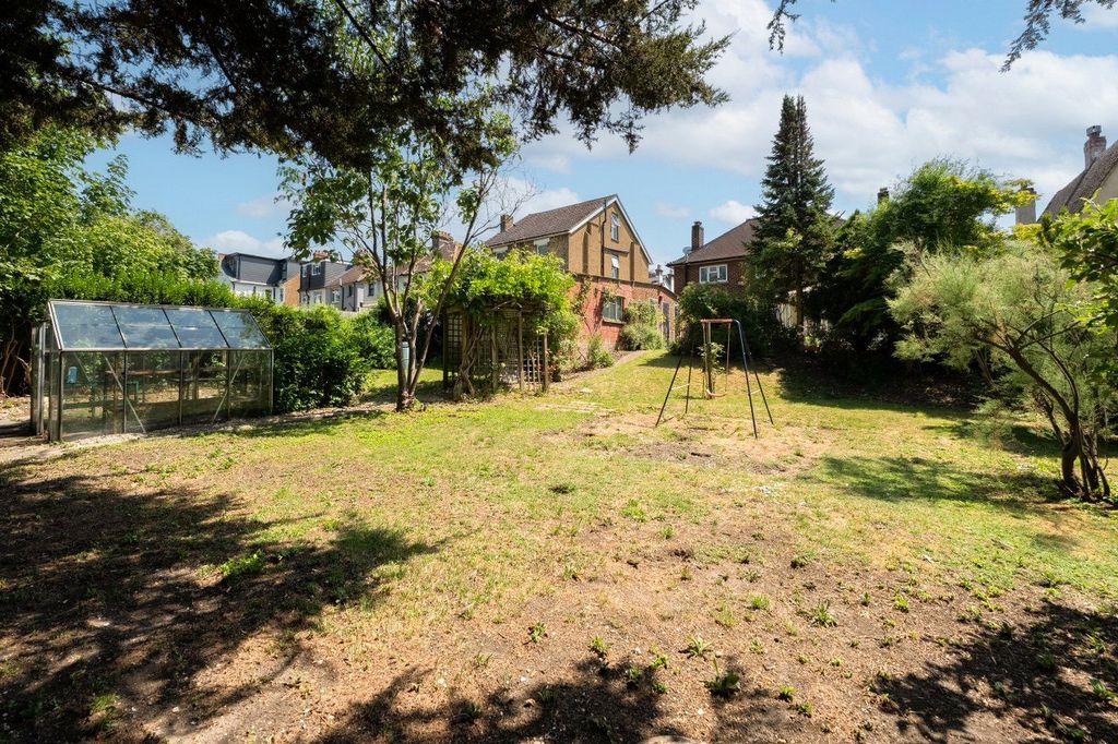 Property photo 2 of 19 Picture No. 04