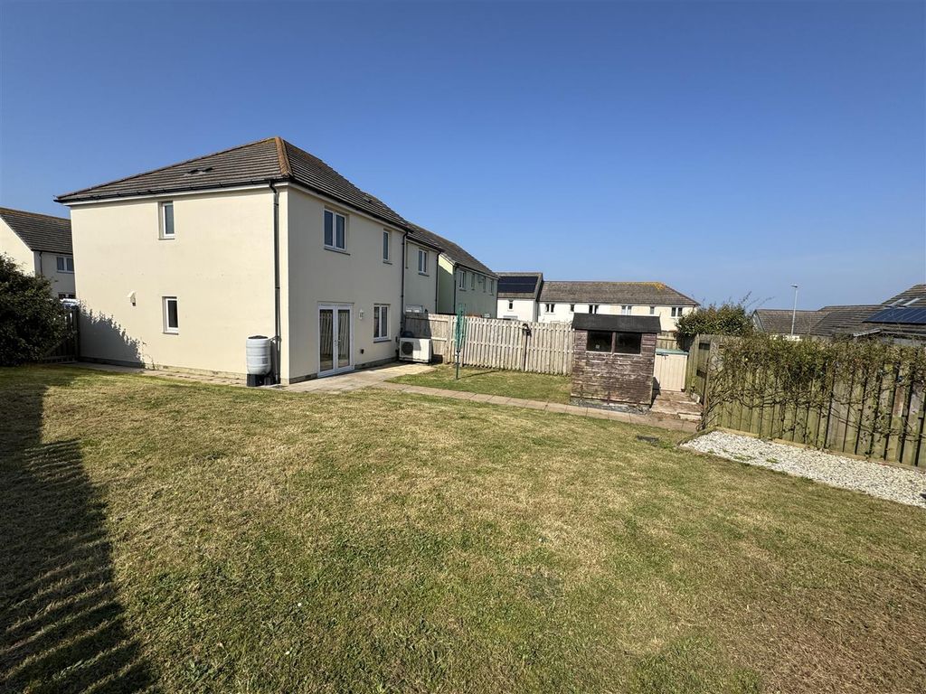 Property photo 2 of 15 Rear With Large Garden