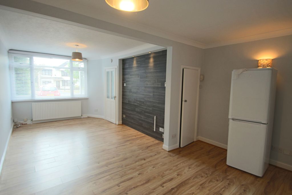 Property photo 3 of 9 Gallery