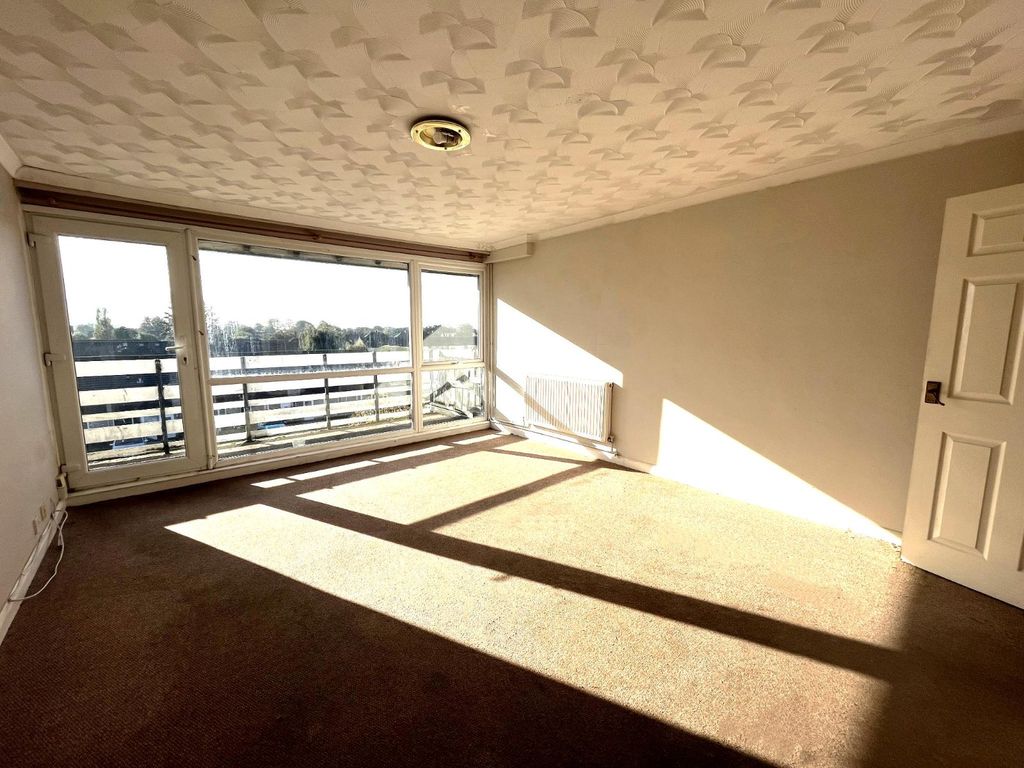 Property photo 3 of 6 Picture No. 07