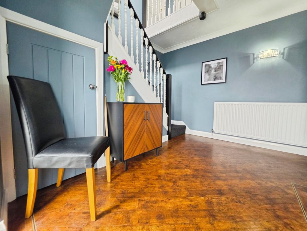 Property photo 3 of 39 Pbox-Img.Jpg