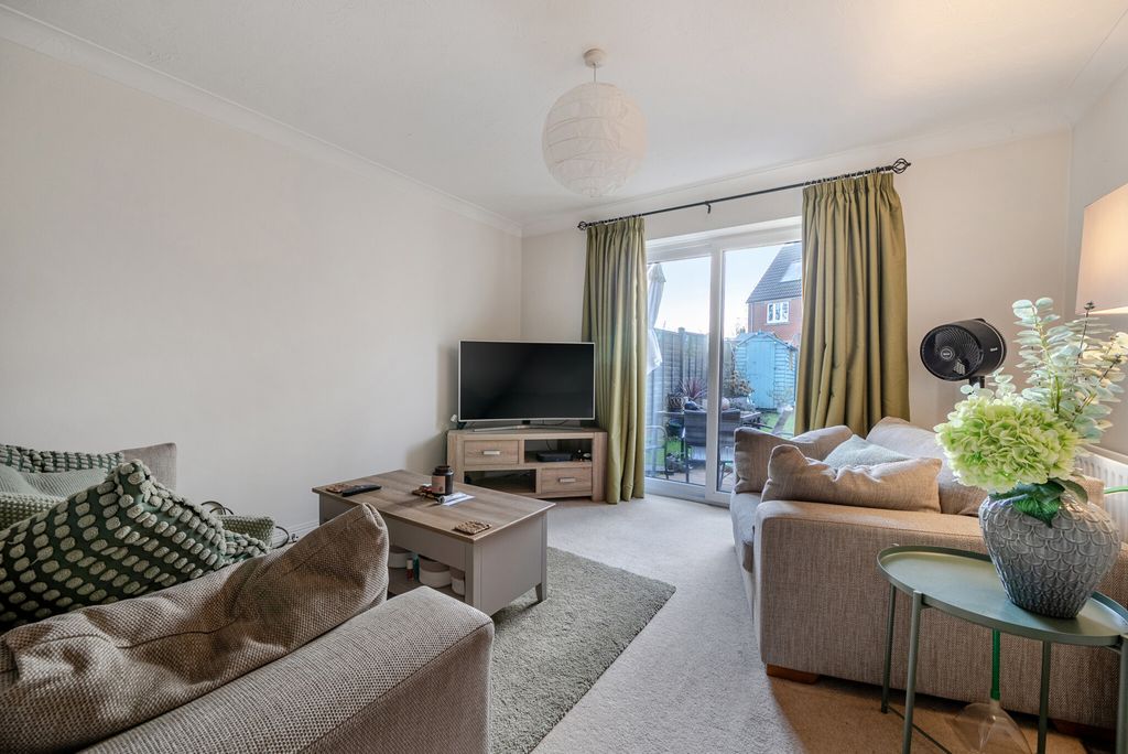 Property photo 2 of 19 1397669-14-696A22...