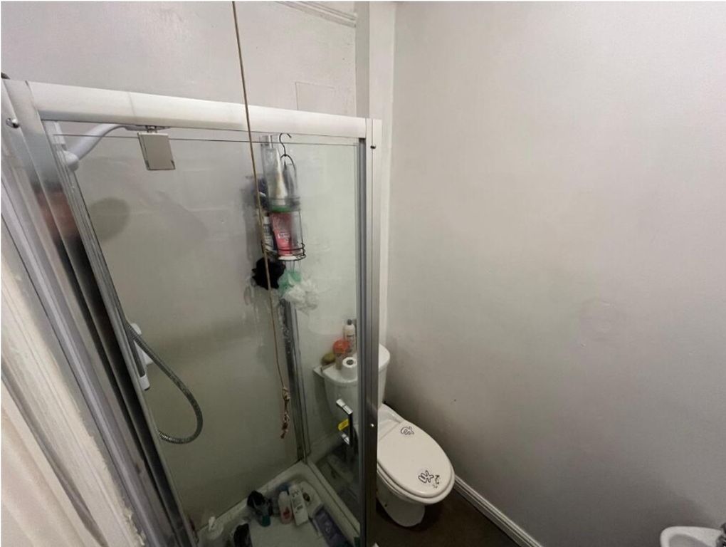 Property photo 1 of 12 A Functional Single Toilet Area With A Shower, Pro...