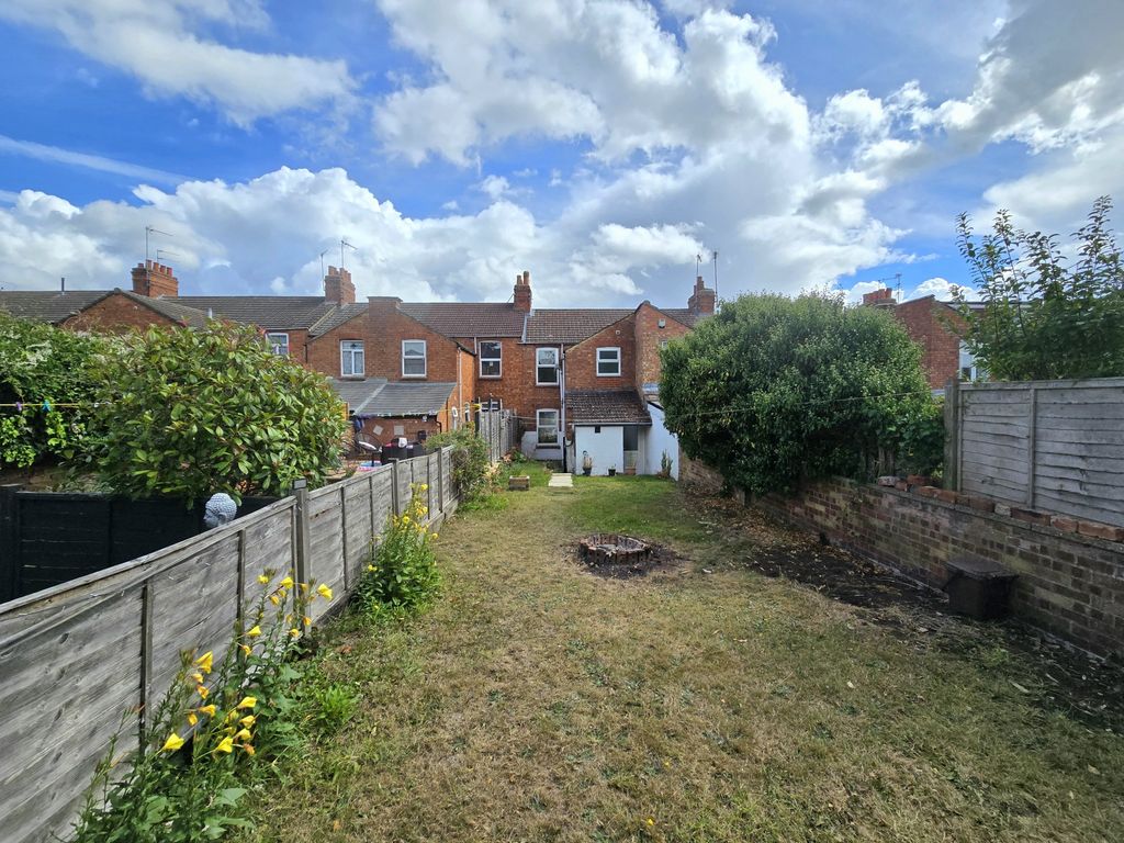 Property photo 3 of 13 Garden