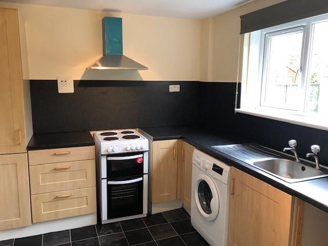 Property photo 2 of 13 Kitchen
