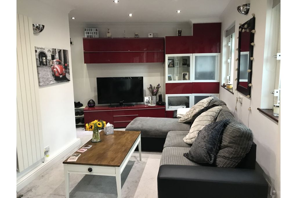 Property photo 1 of 24