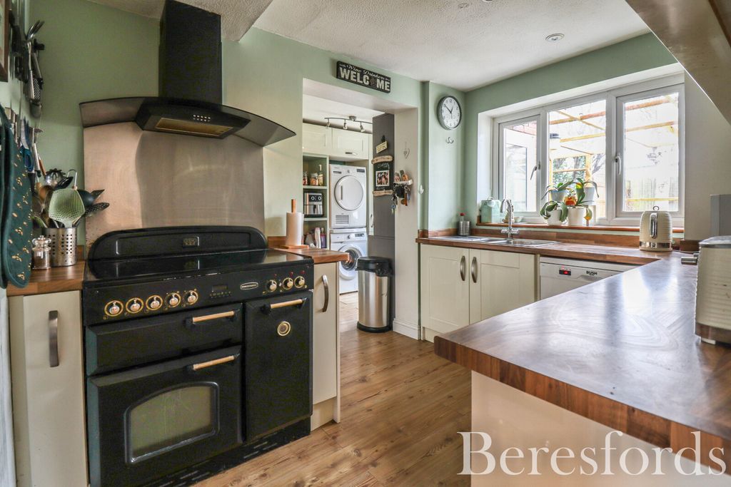 Property photo 3 of 17 Picture No. 09