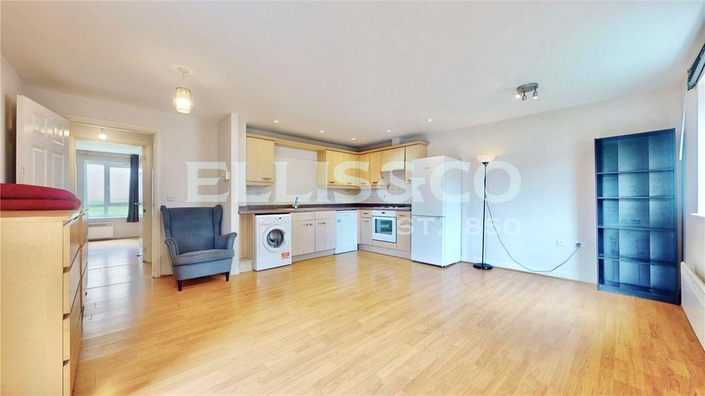 Property photo 2 of 22 Picture No. 35