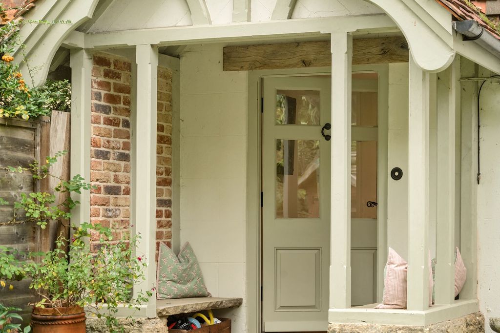 Property photo 1 of 24