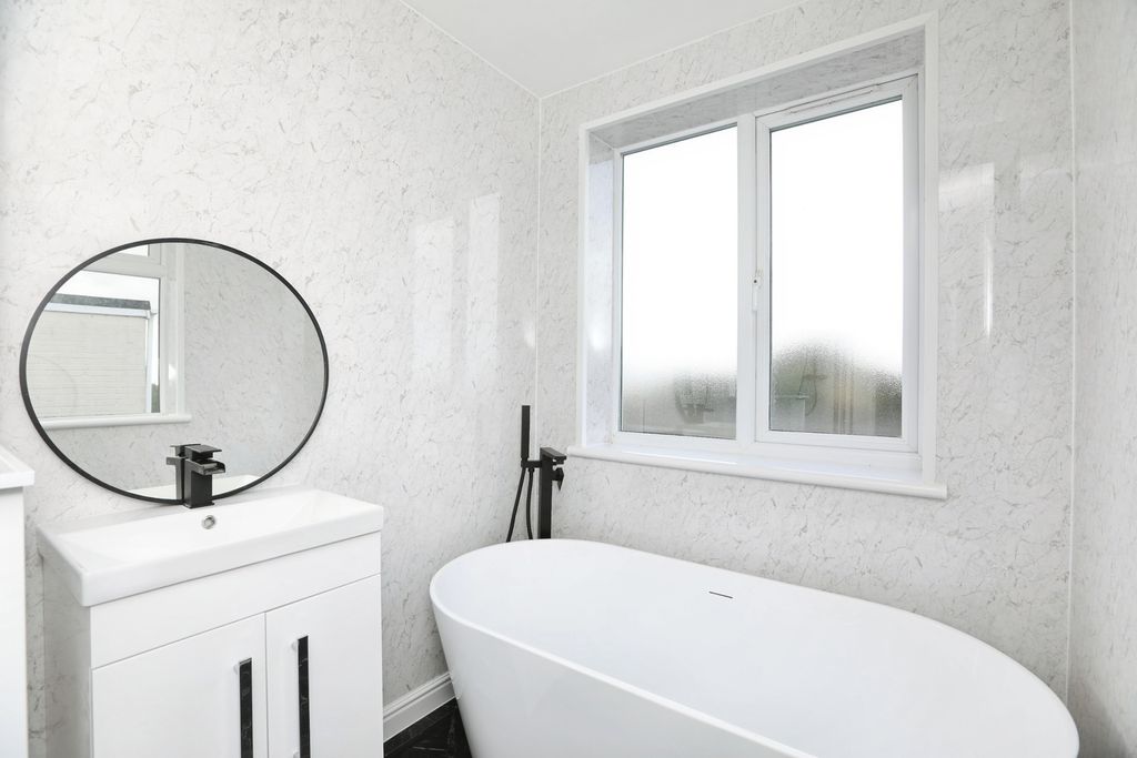 Property photo 2 of 17 Pbox-Img.Jpg