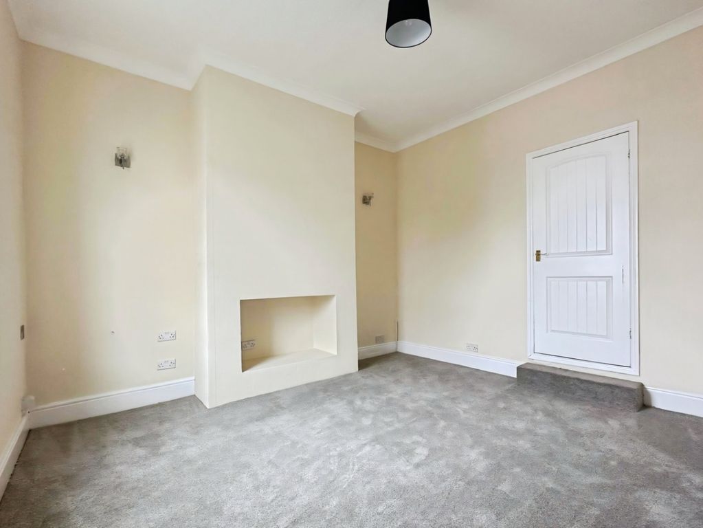 Property photo 2 of 15 Pbox-Img.Jpg