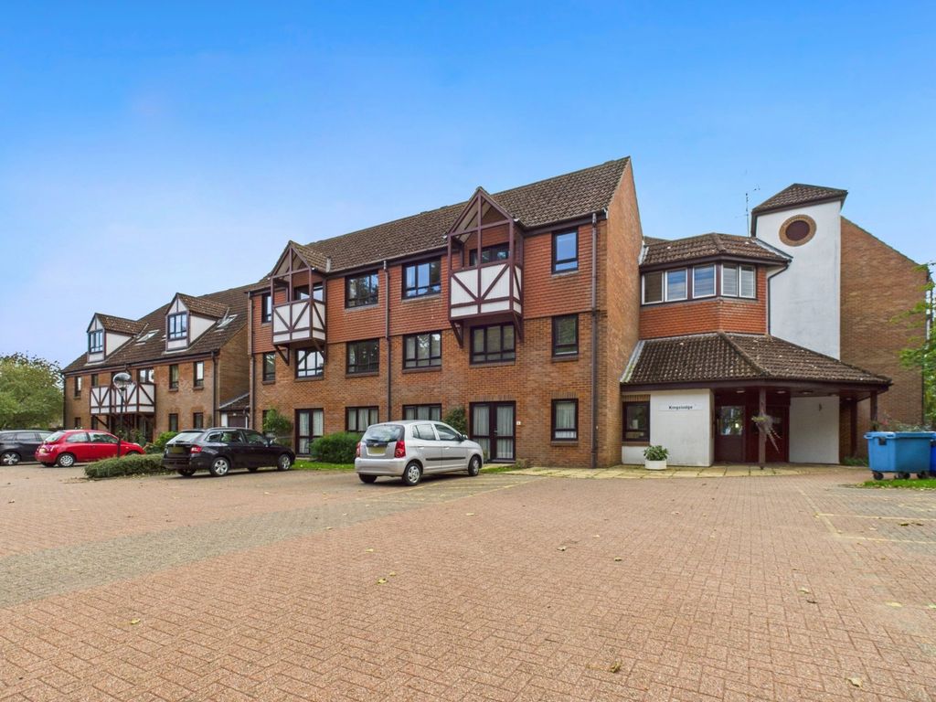 Property photo 1 of 17 Front