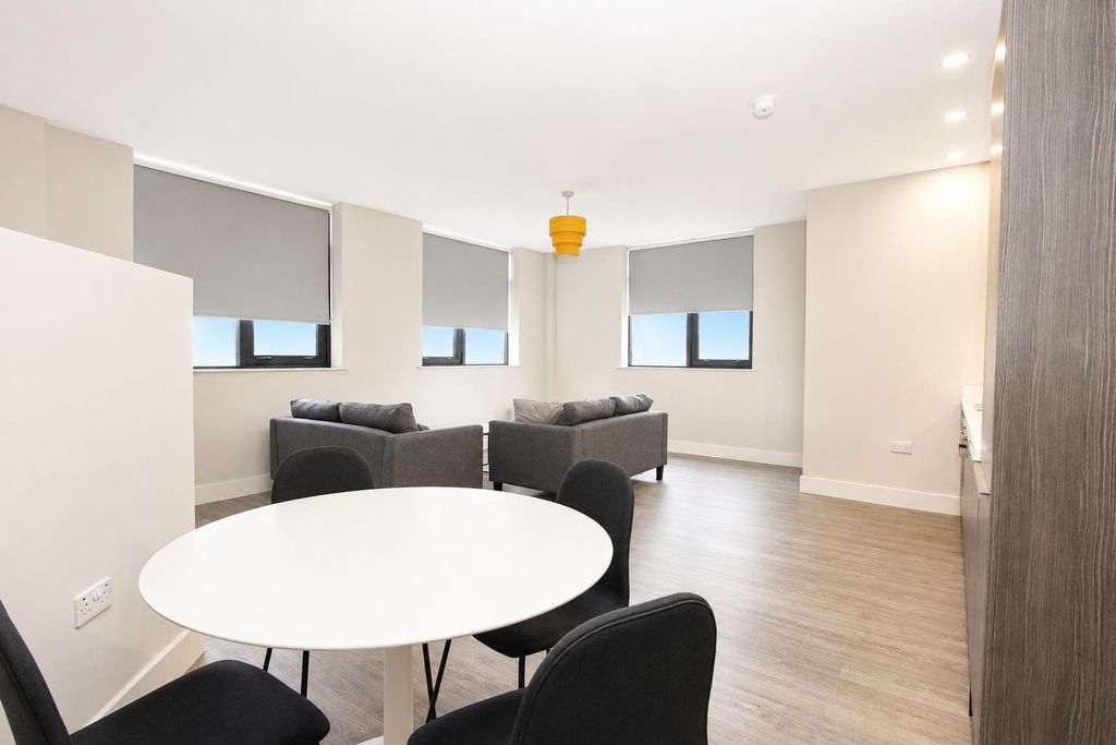 Property photo 3 of 7 Bright And Spacious Open-Plan Social Area...
