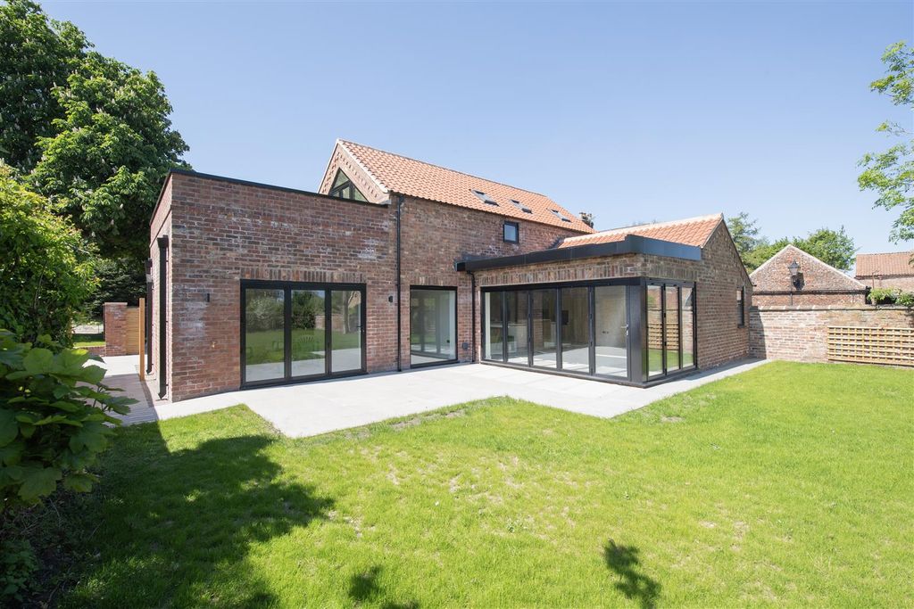 Property photo 1 of 48 Northdalton2-005.Jpeg