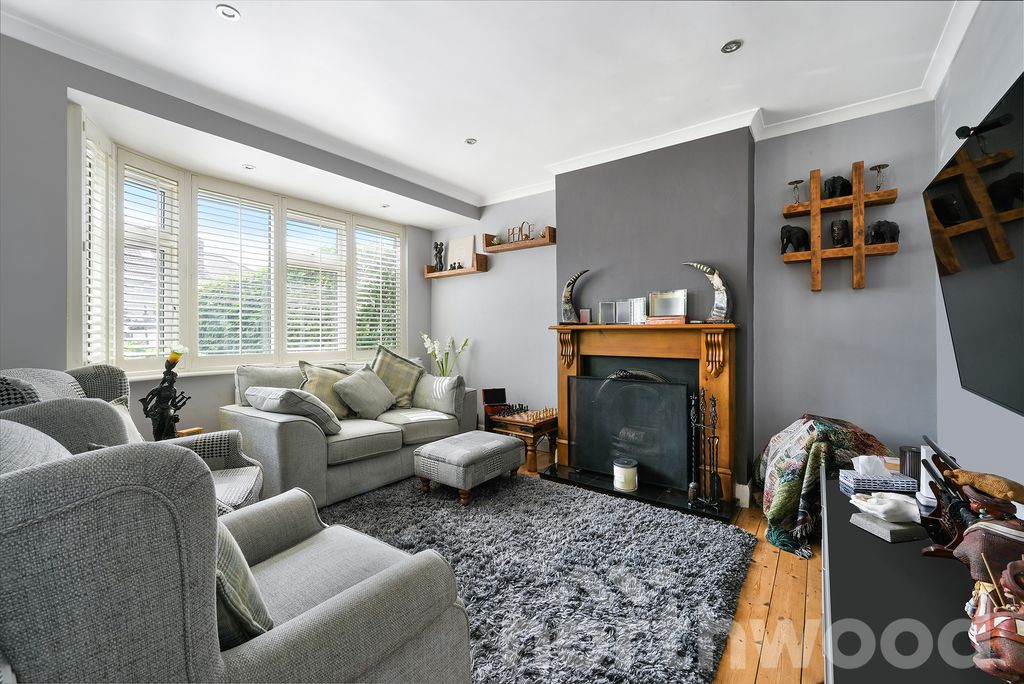Property photo 2 of 15