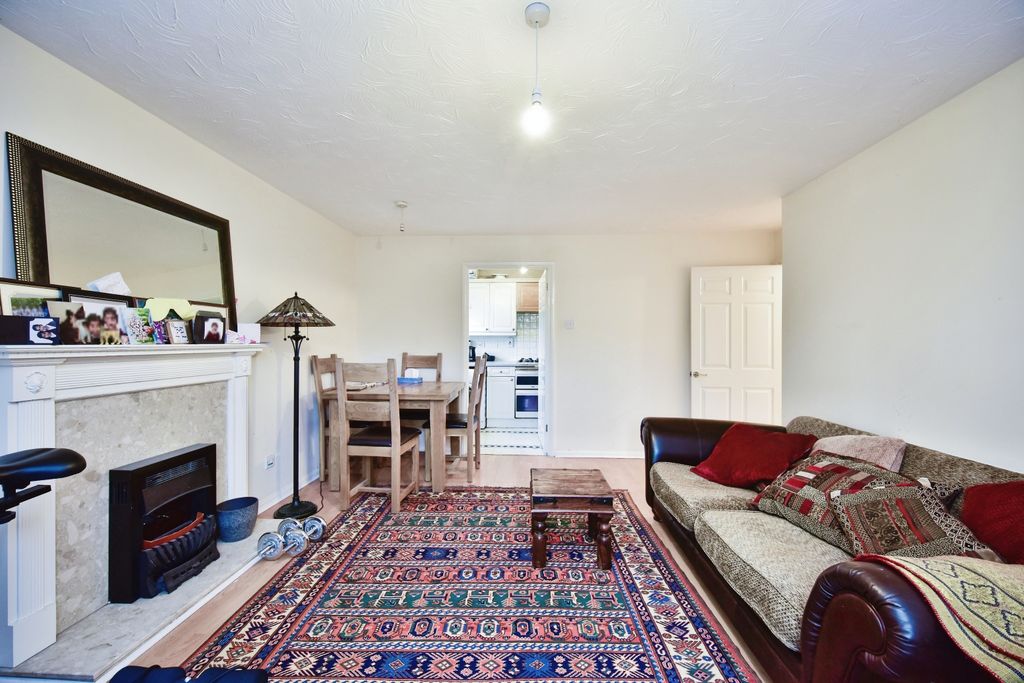 Property photo 3 of 14