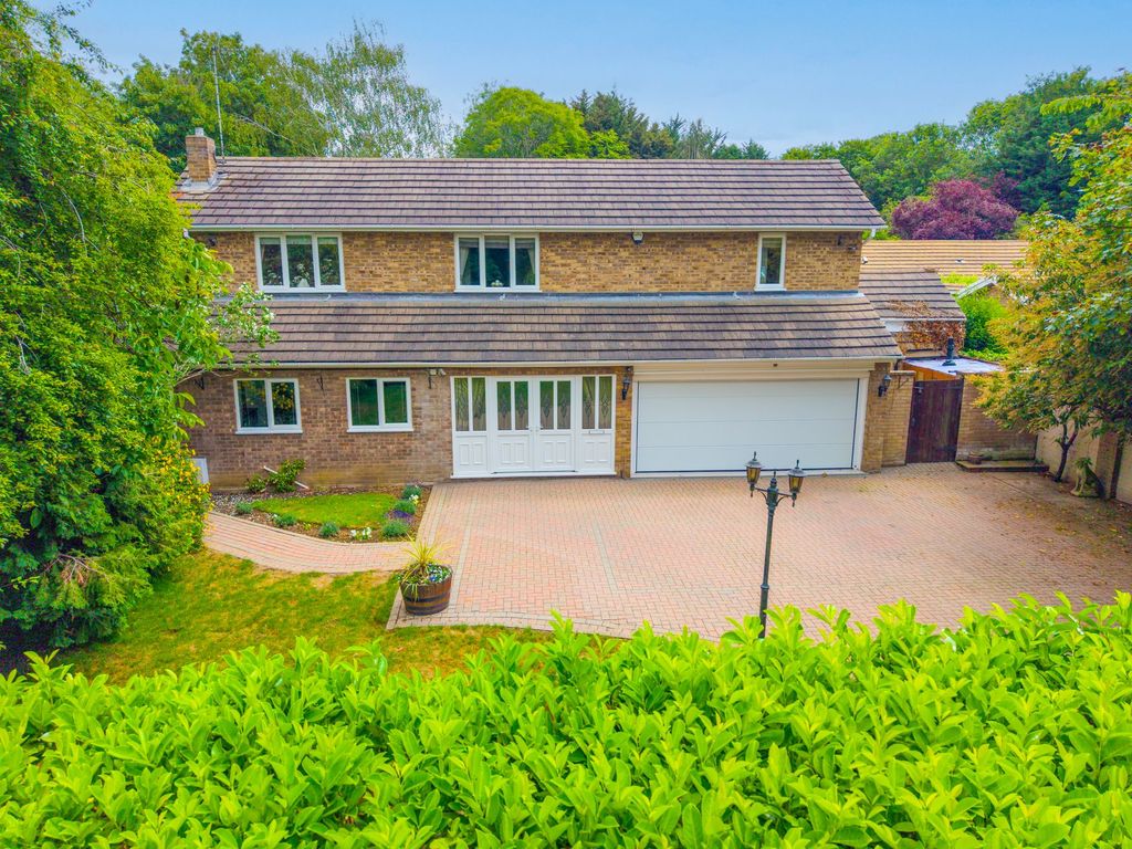 Property photo 2 of 36