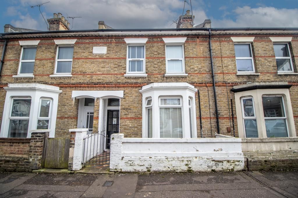 Property photo 1 of 18 Front