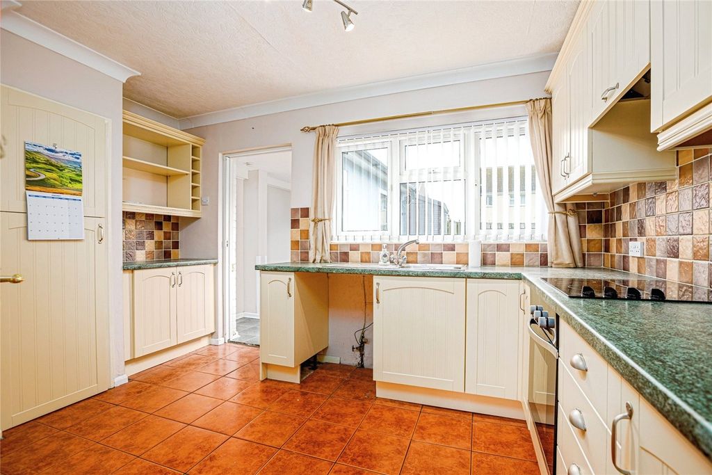 Property photo 3 of 16 Picture No. 29