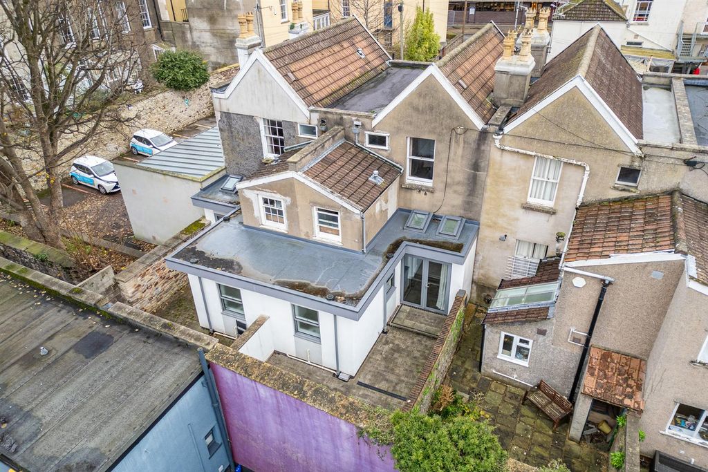 Property photo 3 of 31 2 Osborne Villas, Kingsdown, Bristol Bs2 8Bp | Fre
