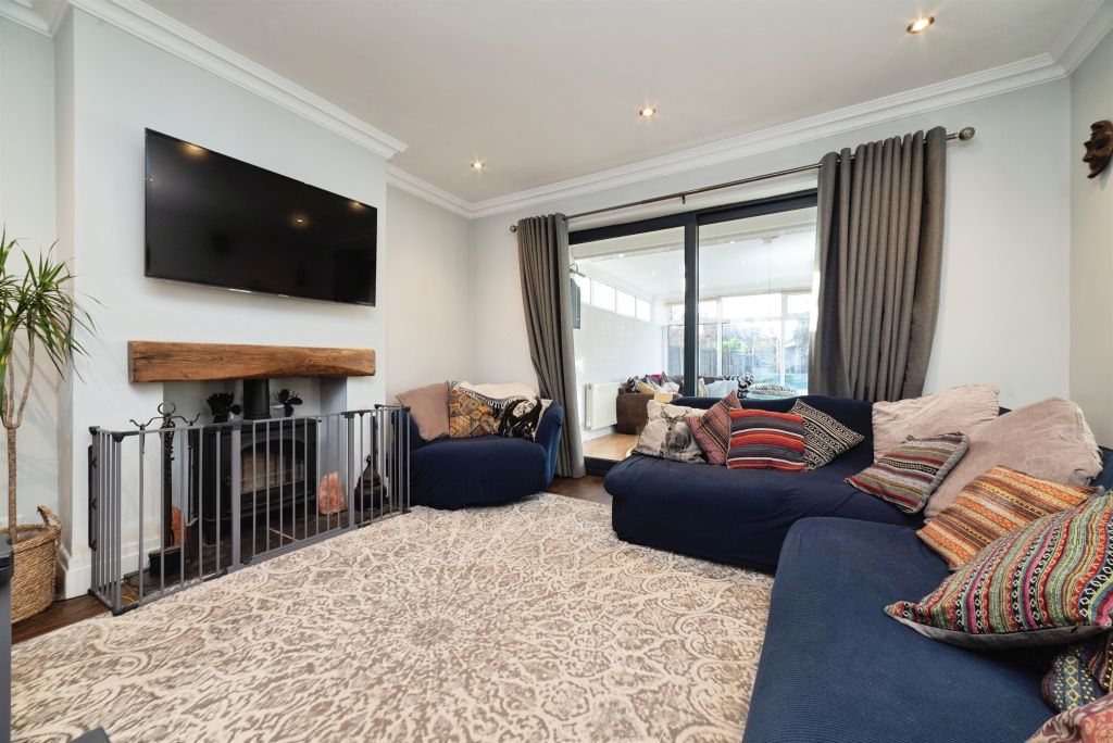 Property photo 3 of 15