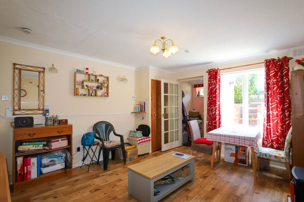 Property photo 3 of 16