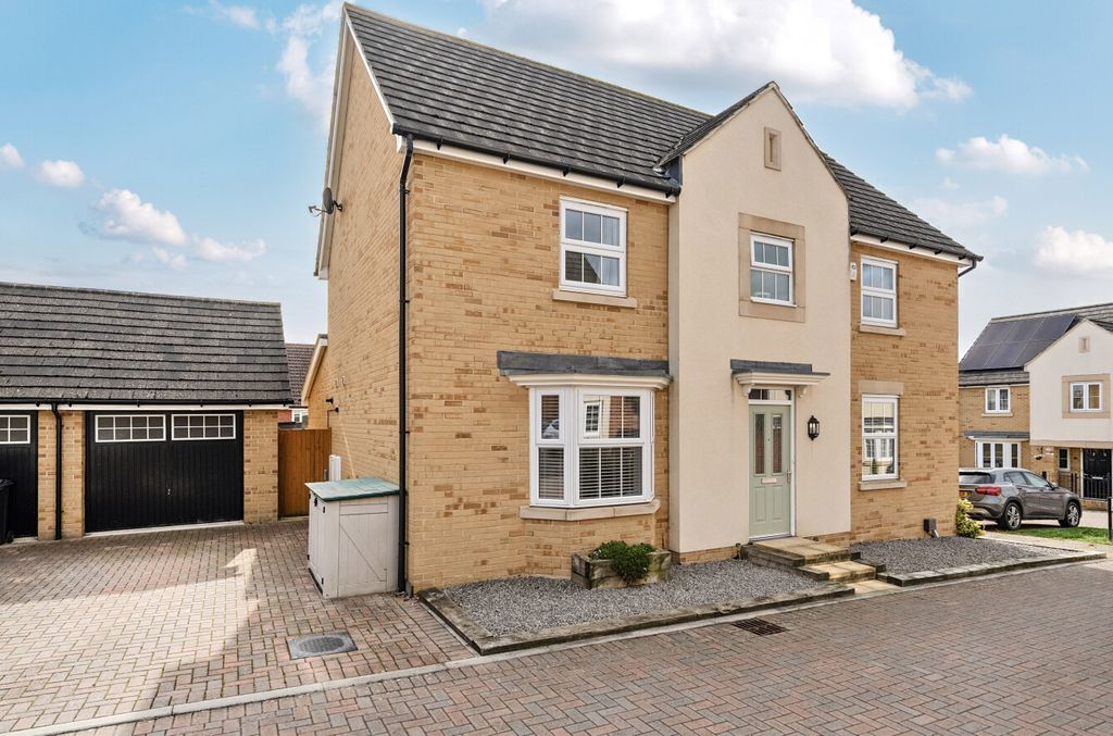 Property photo 1 of 18 13553842068c985d92715Darw