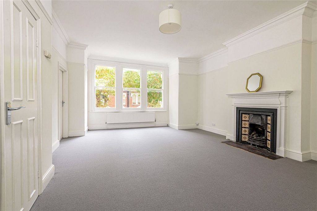 Property photo 1 of 11 Picture No. 12