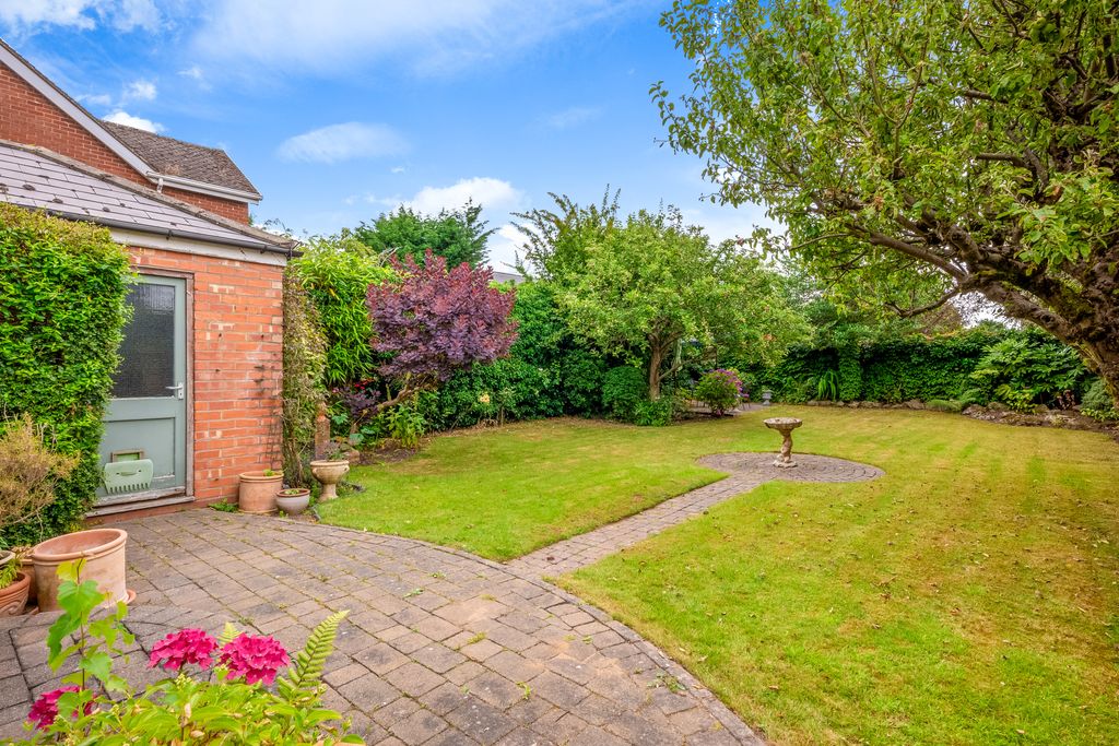 Additional image 30 of 5 bed semi-detached house for saleLillington Road, Leamington Spa CV32