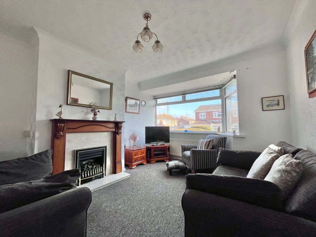 Property photo 3 of 15 Living Room