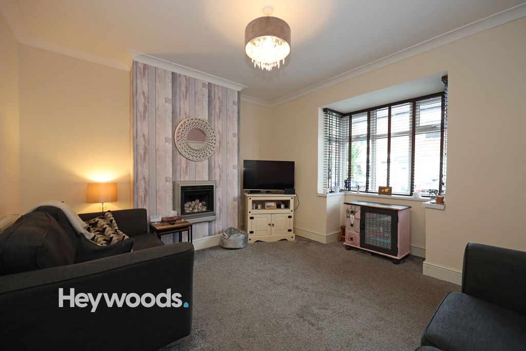 Property photo 3 of 22 0F1A9599