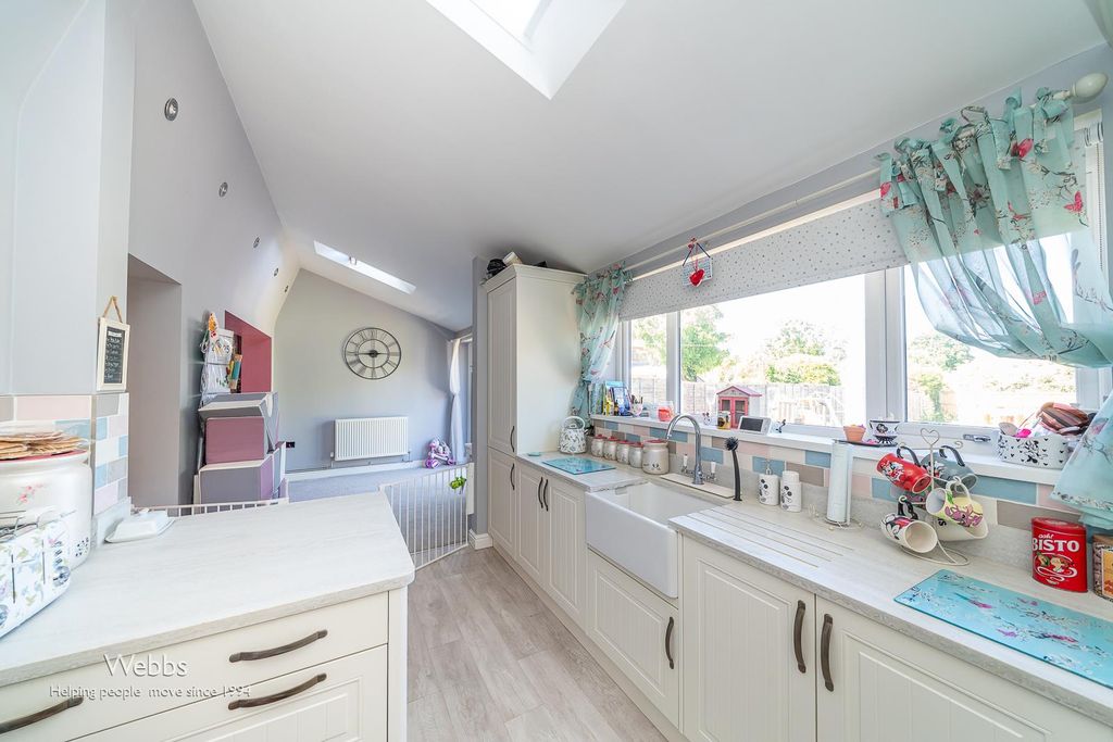Property photo 3 of 38 Â© Webbs Estate Agents Â© (82 Of 141).Jpg