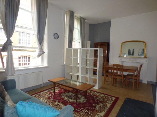 Property photo 2 of 9