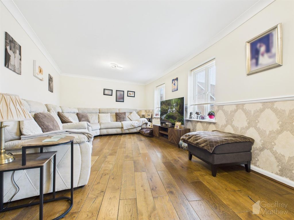 Property photo 2 of 23 Cam02365G0-Pr0401-Still027.Jpg