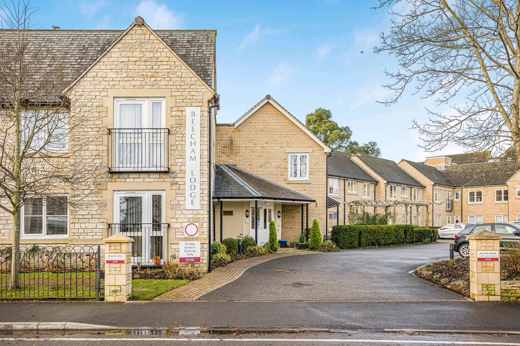 Property photo 1 of 11 Picture No. 02