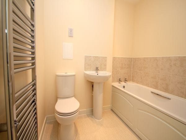 Property photo 3 of 6