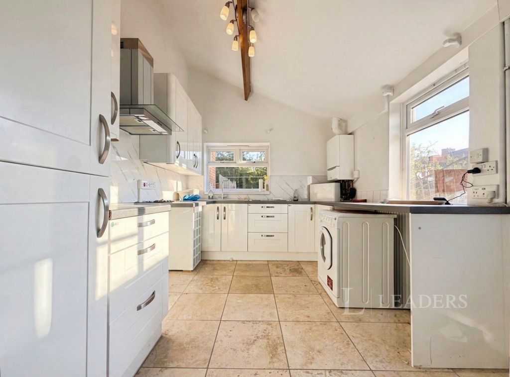 Property photo 2 of 13 Pbox-Img.Jpg