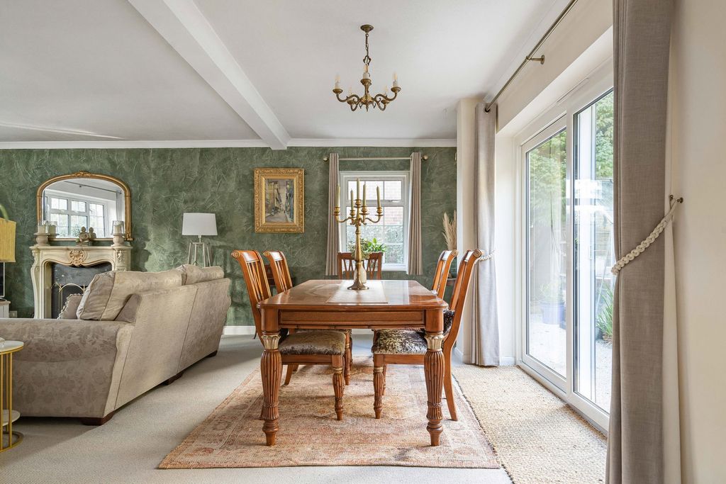 Property photo 2 of 56