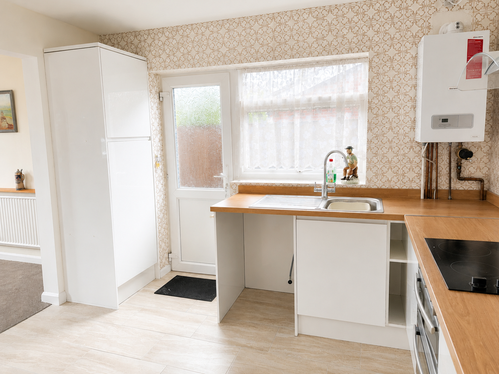 Property photo 2 of 17