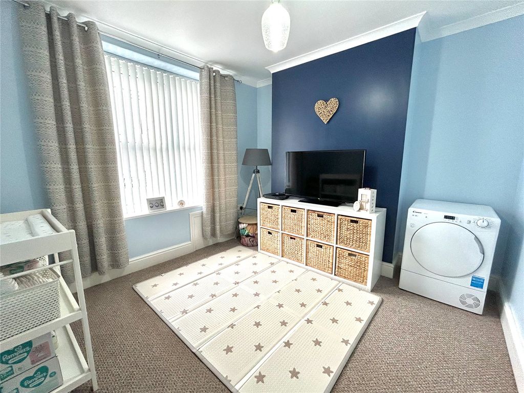 Property photo 2 of 16 Picture No. 05