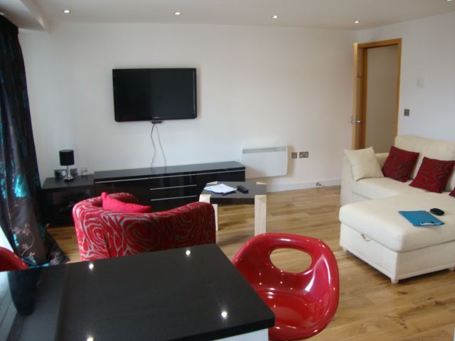 Property photo 3 of 6
