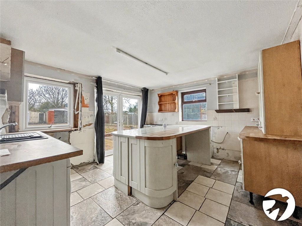 Property photo 3 of 22 Picture No. 09