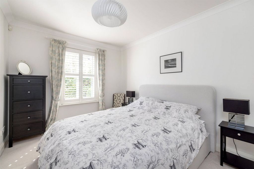 Additional image 9 of 3 bed flat for saleWest Mill Bank, Edinburgh EH13