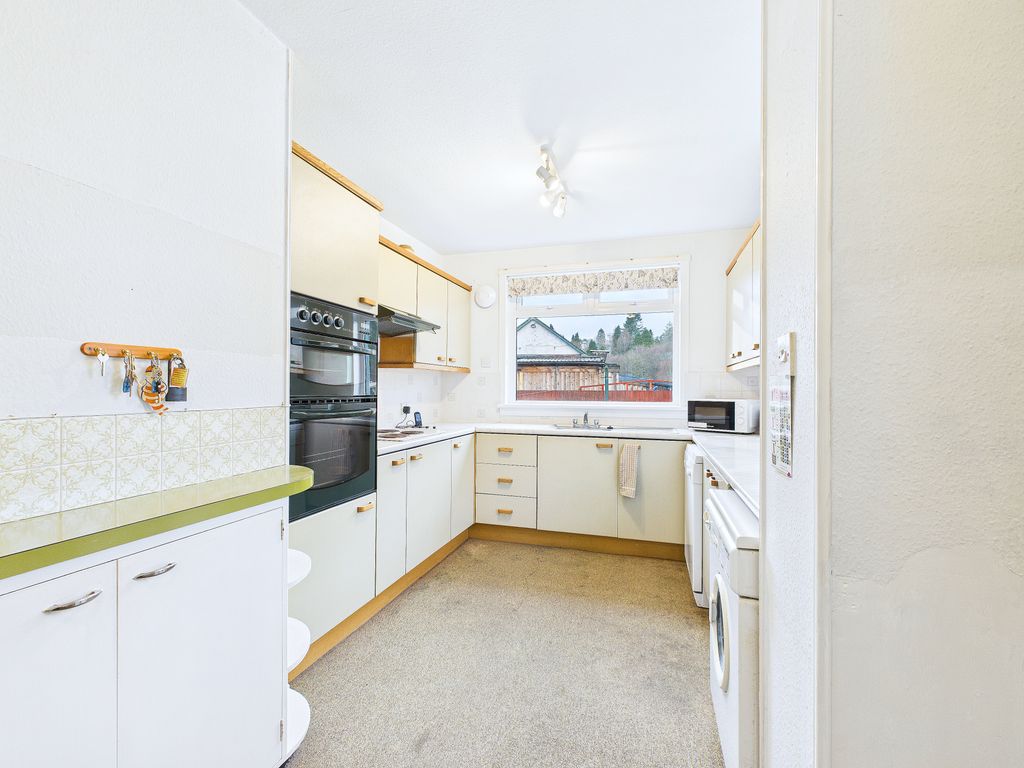 Property photo 3 of 38