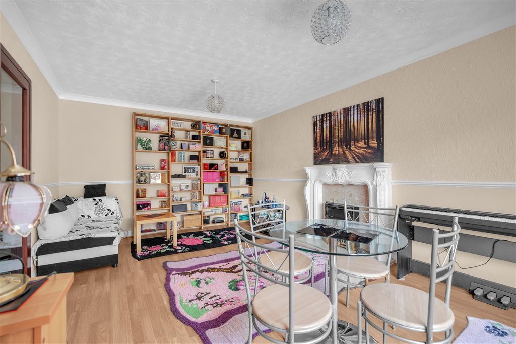 Additional image 10 of 3 bed detached bungalow for saleChadwell Springs, Waltham, Grimsby DN37