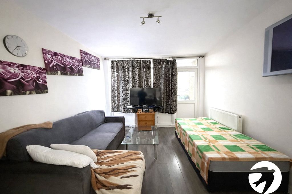 Property photo 3 of 9 Picture 3